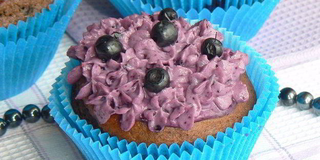 шоколадные черничные кексы