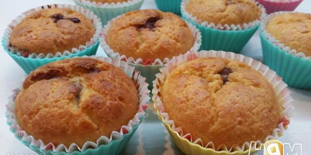 творожные кексики с кремом и джемом