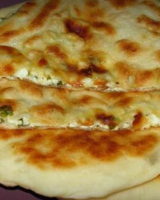 Быстрые хачапури с сыром и зеленью