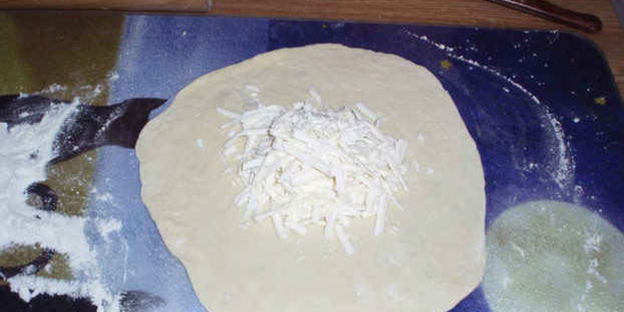 хачапури с брынзой