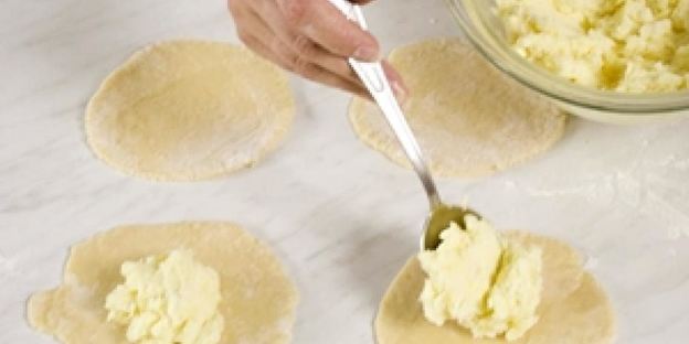 хачапури с картофельно-сырной начинкой