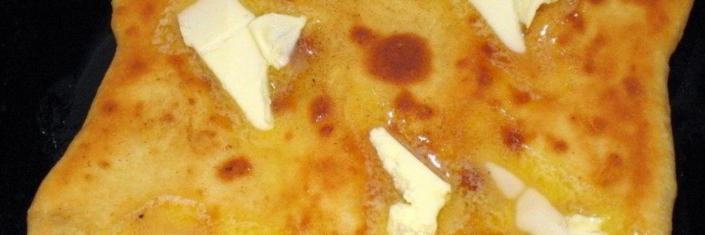 Хачапури с сыром на сковороде