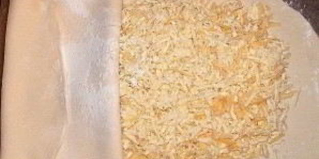 простой хачапури с сыром в духовке