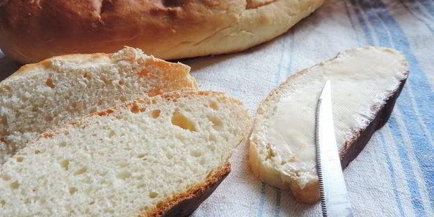 батон на сыворотке