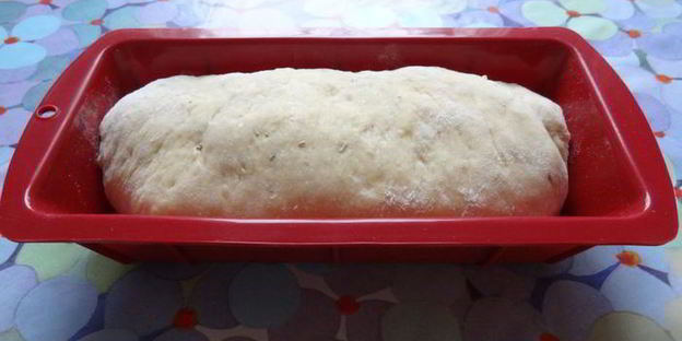 белый хлеб с пармезаном шестое чувство