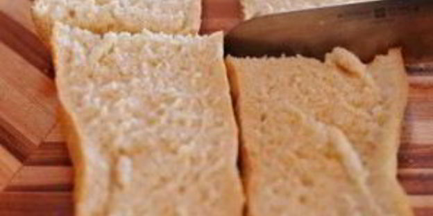 чесночно-сырный хлеб