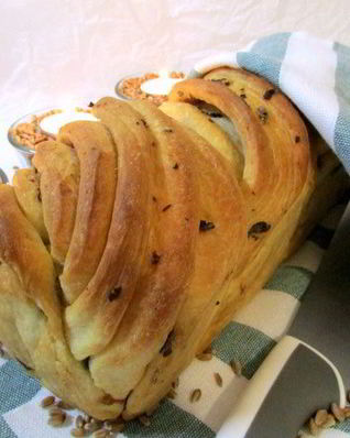 Чесночный хлеб с шалфеем