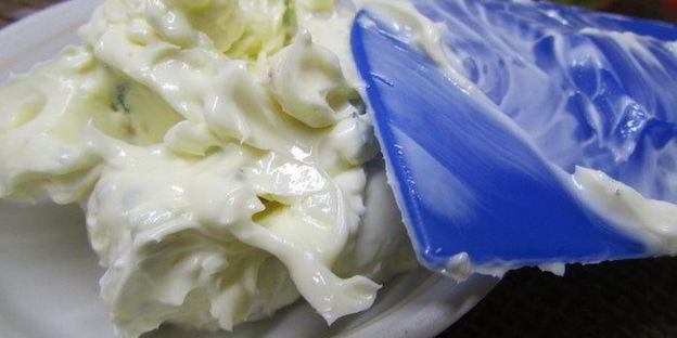 чесночный хлеб с шалфеем