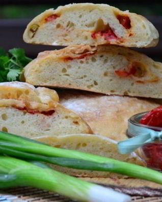 Чиабатта с вялеными помидорами