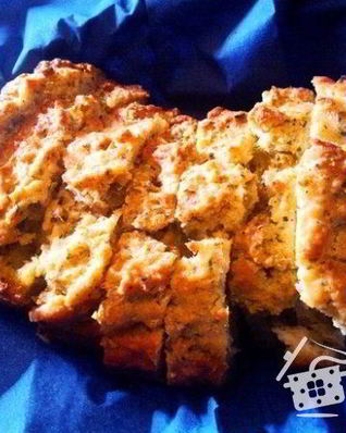 Хлеб масляный с оливками