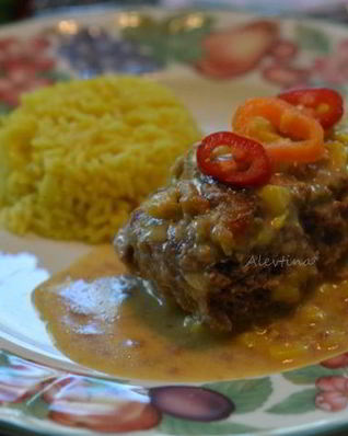 Мясной хлеб с кукурузным слоем