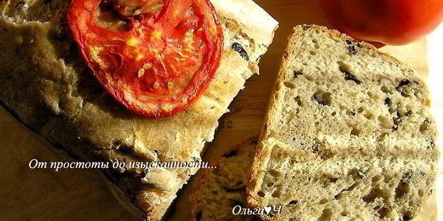 оливковый хлеб с маслинами и каперсами