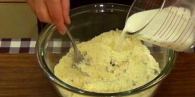 сконы с апельсиновой цедрой и изюмом