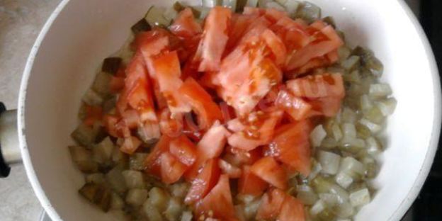 фаршированный овощами лаваш в духовке