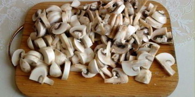 фаршированный овощами лаваш в духовке