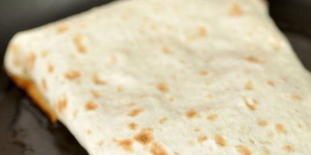 хрустящие конвертики из лаваша с фруктами