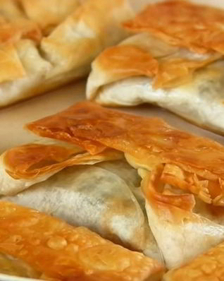 Хрустящие конвертики из лаваша с начинкой