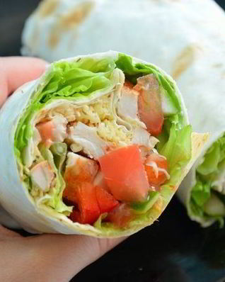 Курица с овощами в лаваше