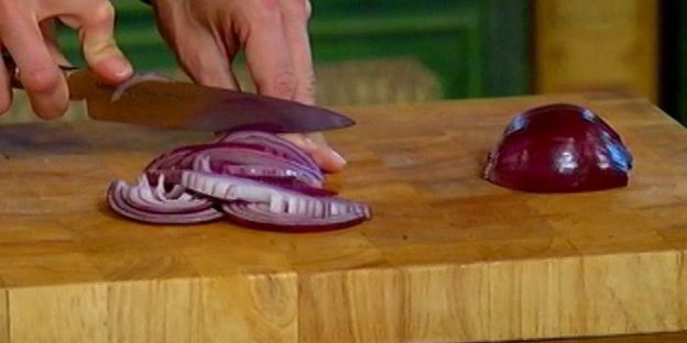 лаваш с ароматной фасолью и авокадо