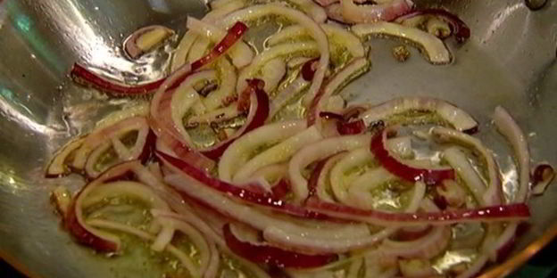 лаваш с ароматной фасолью и авокадо