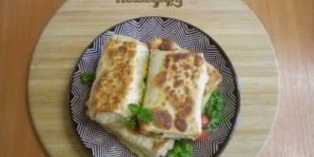 лаваш с рисом и яйцом