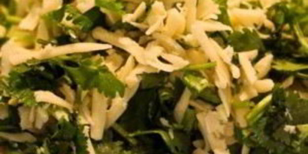 лаваш с сулугуни и кинзой