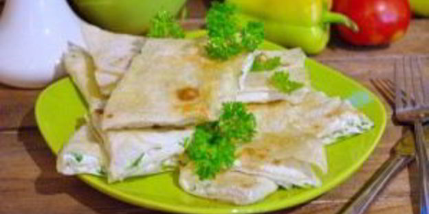 лаваш с творогом в духовке