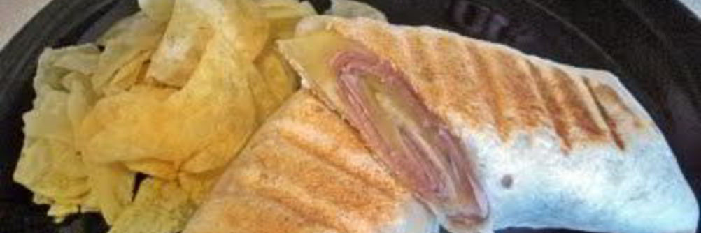 Лаваш с ветчиной и сыром