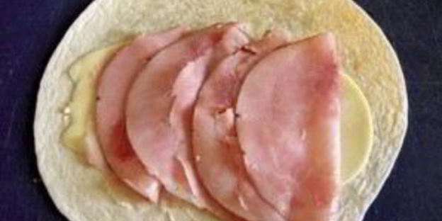 лаваш с ветчиной и сыром