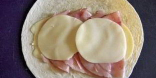 лаваш с ветчиной и сыром