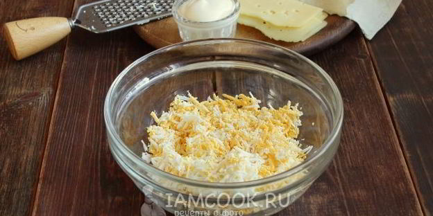 лаваш с яйцом и сыром