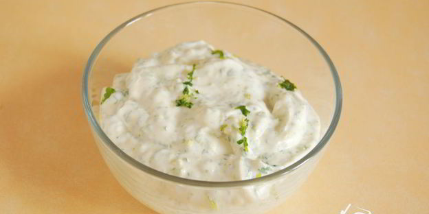 рыбка в лаваше с сыром, чесноком и зеленью