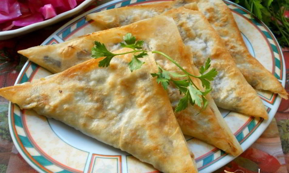 Рецепт треугольничков из лаваша с картофелем и грибами