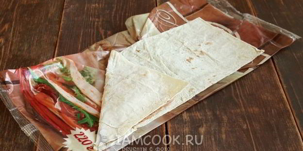 треугольники из лаваша с ветчиной и сыром