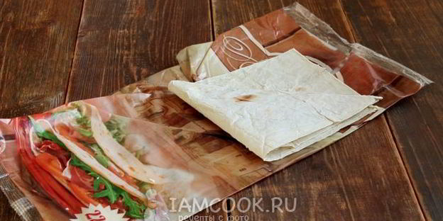 треугольники из лаваша с ветчиной и сыром