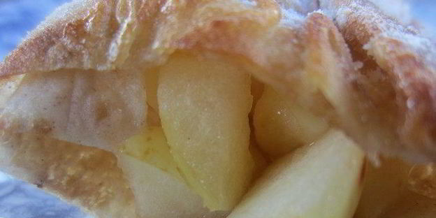 яблоки в лаваше