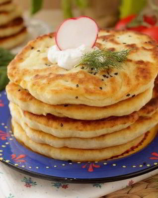 Бхатури индийские лепешки