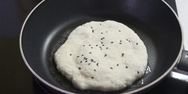 бхатури индийские лепешки