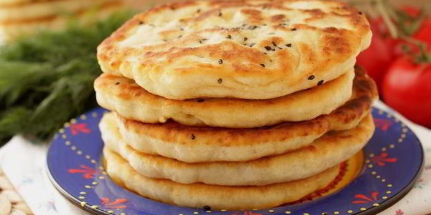 бхатури индийские лепешки