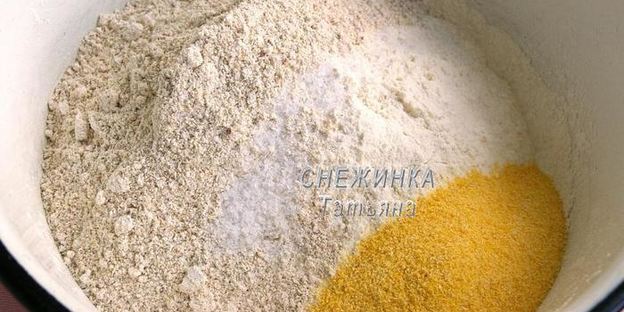 фокачча из трех видов муки с розмарином