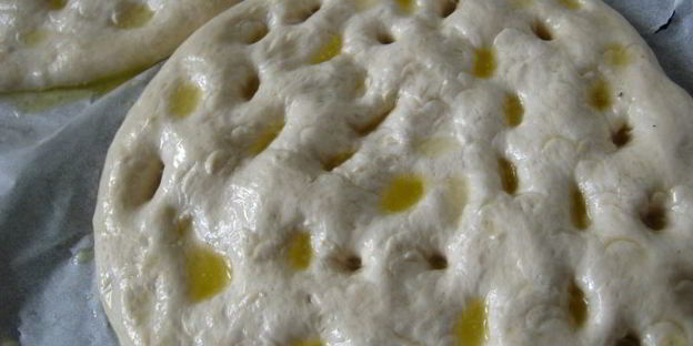 фокачча на минеральной воде