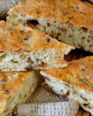 Фокачча по-деревенски — focaccia rustica