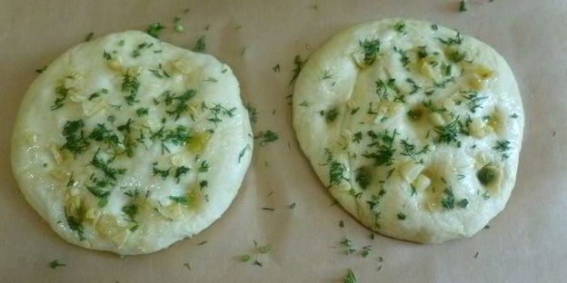 фокачча с чесноком