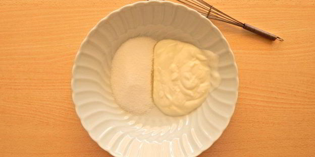 фокачча с грушей, шоколадом и орехами