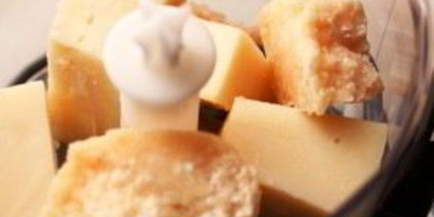 фокачча с сыром и базиликом