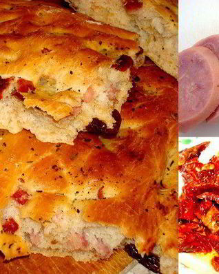 Фокачча с ветчиной и вялеными помидорами Италия