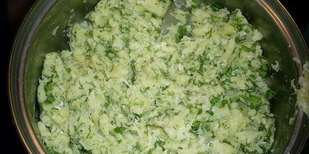 картофельные лепешки с сыром и зеленью