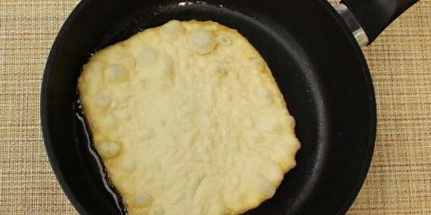 лепешки на сметане на сковороде