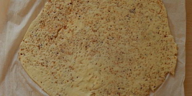 сырно-ореховая лепешка