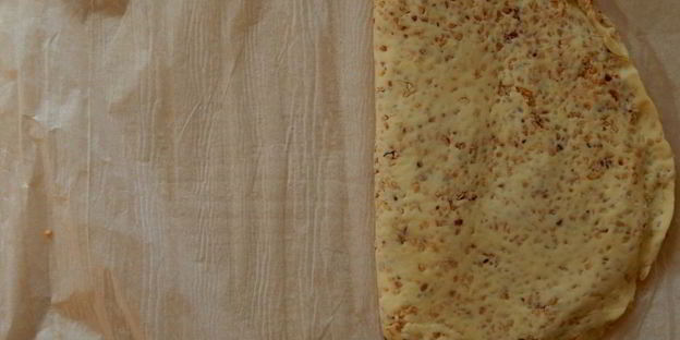 сырно-ореховая лепешка